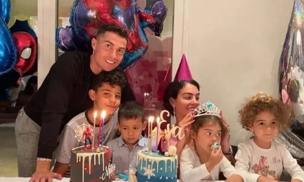 Ile ma dzieci Ronaldo? Oto ich imiona i daty urodzenia Ile ma dzieci Ronaldo? Oto ich imiona i daty urodzenia