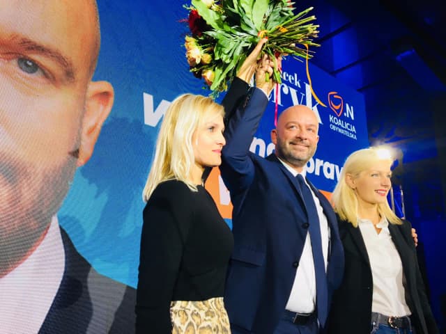 Życie prywatne Jacka Sutryka: czy prezydent Wrocławia planuje wielką zmianę? Życie prywatne Jacka Sutryka: czy prezydent Wrocławia planuje wielką zmianę?