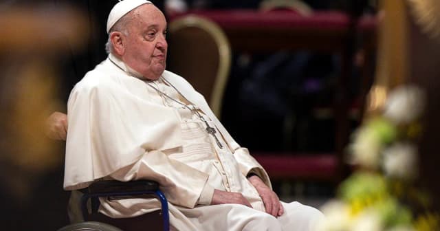 Ile lat ma papież Franciszek? Zaskakujące fakty o jego życiu i zdrowiu Ile lat ma papież Franciszek? Zaskakujące fakty o jego życiu i zdrowiu
