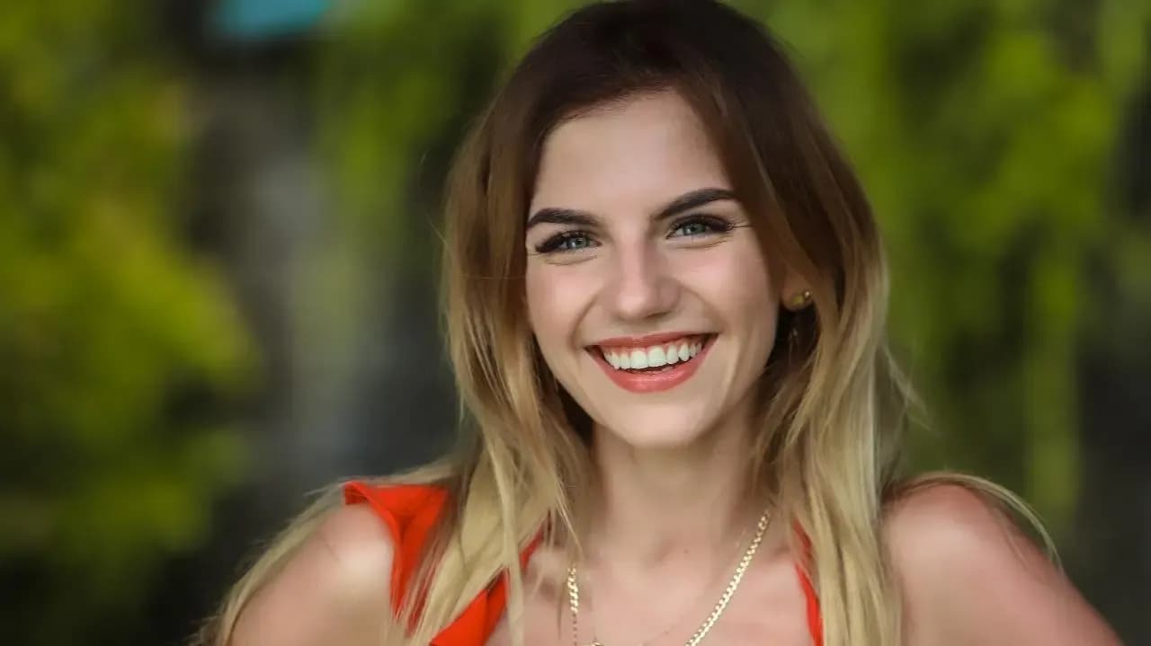 Z kim jest Sonia z Hotelu Paradise? Prawda o jej relacji z Kamilem Z kim jest Sonia z Hotelu Paradise? Prawda o jej relacji z Kamilem