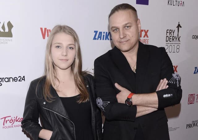 Ile dzieci ma Paweł Golec? Zaskakujące fakty o jego córkach Ile dzieci ma Paweł Golec? Zaskakujące fakty o jego córkach