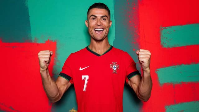 Skąd pochodzi Ronaldo? Odkryj fascynującą historię jego życia Skąd pochodzi Ronaldo? Odkryj fascynującą historię jego życia