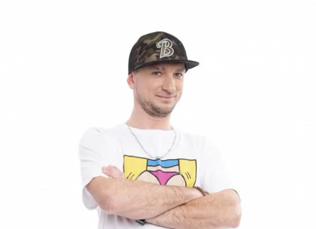 Kim jest Bartek z Big Brother? Poznaj jego życie i tajemnice Kim jest Bartek z Big Brother? Poznaj jego życie i tajemnice