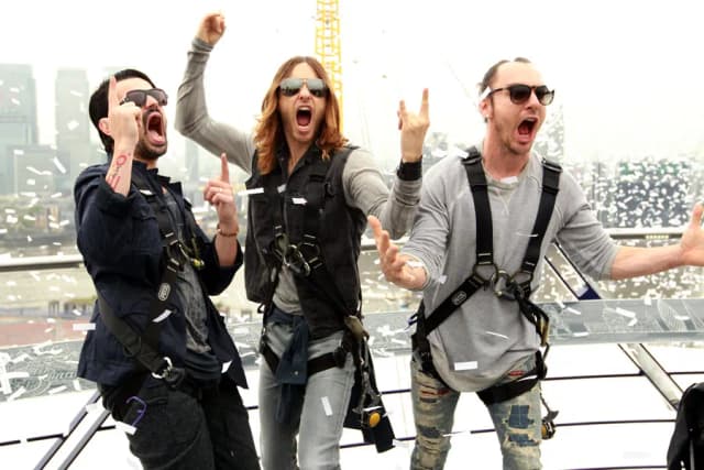 30 Seconds To Mars: Przełomowy Album i Kosmiczna Promocja 30 Seconds To Mars: Przełomowy Album i Kosmiczna Promocja