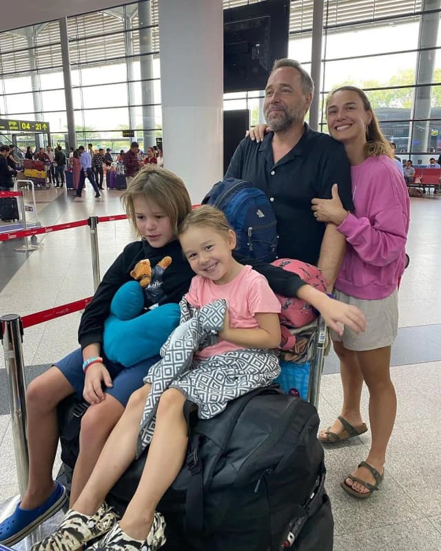 Ile dzieci ma Łukasz Nowicki? Zaskakujące fakty o jego rodzinie i życiu prywatnym Ile dzieci ma Łukasz Nowicki? Zaskakujące fakty o jego rodzinie i życiu prywatnym