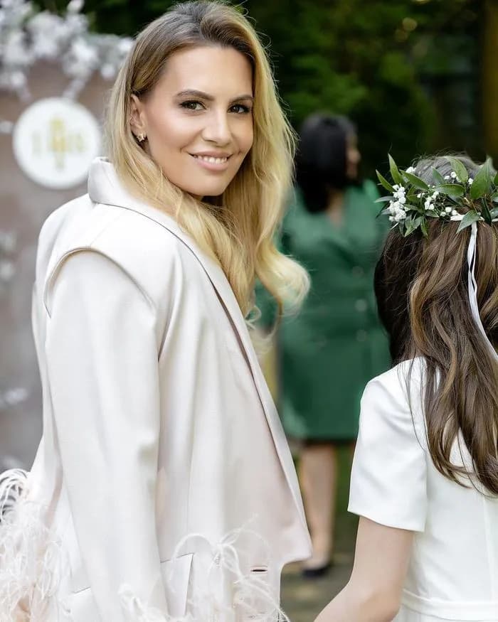 Agnieszka Hyży: ile ma dzieci i jak wygląda jej życie rodzinne? Agnieszka Hyży: ile ma dzieci i jak wygląda jej życie rodzinne?