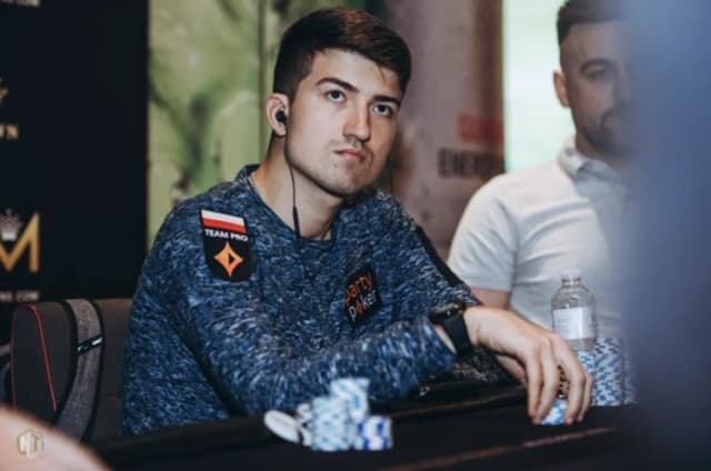 Pokerowe gwiazdy Polski: Kto zarabia miliony przy stołach? Pokerowe gwiazdy Polski: Kto zarabia miliony przy stołach?