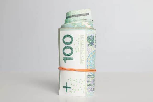 Ile zarabiają położne w Polsce? Zaskakujące fakty o wynagrodzeniach Ile zarabiają położne w Polsce? Zaskakujące fakty o wynagrodzeniach