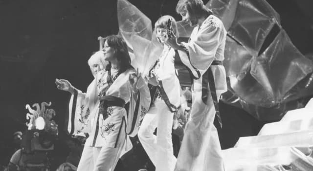 ABBA w Polsce: Legendarny występ, który przeszedł do historii ABBA w Polsce: Legendarny występ, który przeszedł do historii