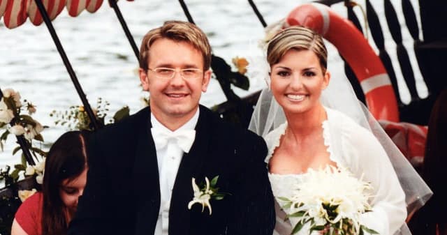 Damian Olech: poznaj męża dziennikarki TVP, finansistę i biznesmena Damian Olech: poznaj męża dziennikarki TVP, finansistę i biznesmena