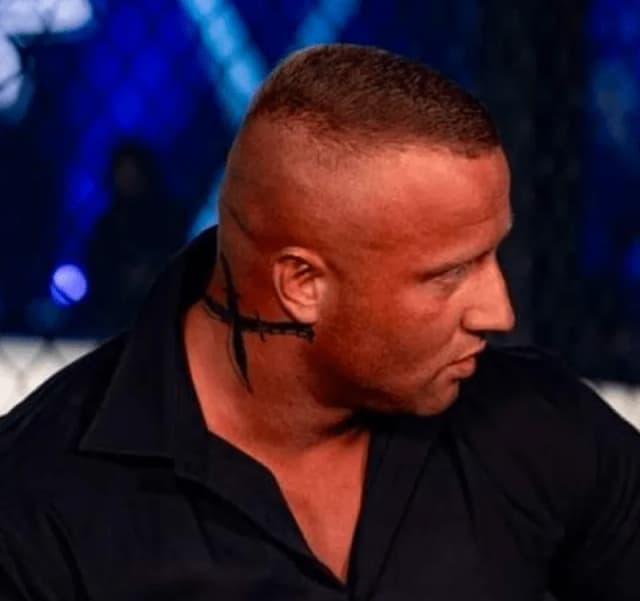 Ile lat ma Denis Załęcki? Odkryj prawdziwy wiek artysty Ile lat ma Denis Załęcki? Odkryj prawdziwy wiek artysty