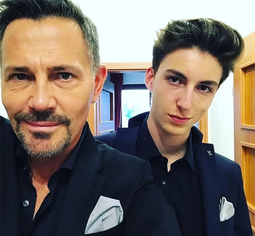 Czy Krzysztof Ibisz ma dzieci? Zaskakujące fakty o jego życiu rodzinnym Czy Krzysztof Ibisz ma dzieci? Zaskakujące fakty o jego życiu rodzinnym