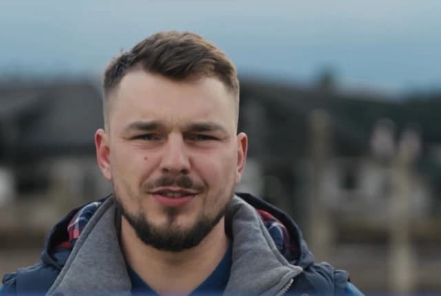Kim jest Artur z Rolnik szuka żony? Odkryj jego niezwykłe życie Kim jest Artur z Rolnik szuka żony? Odkryj jego niezwykłe życie