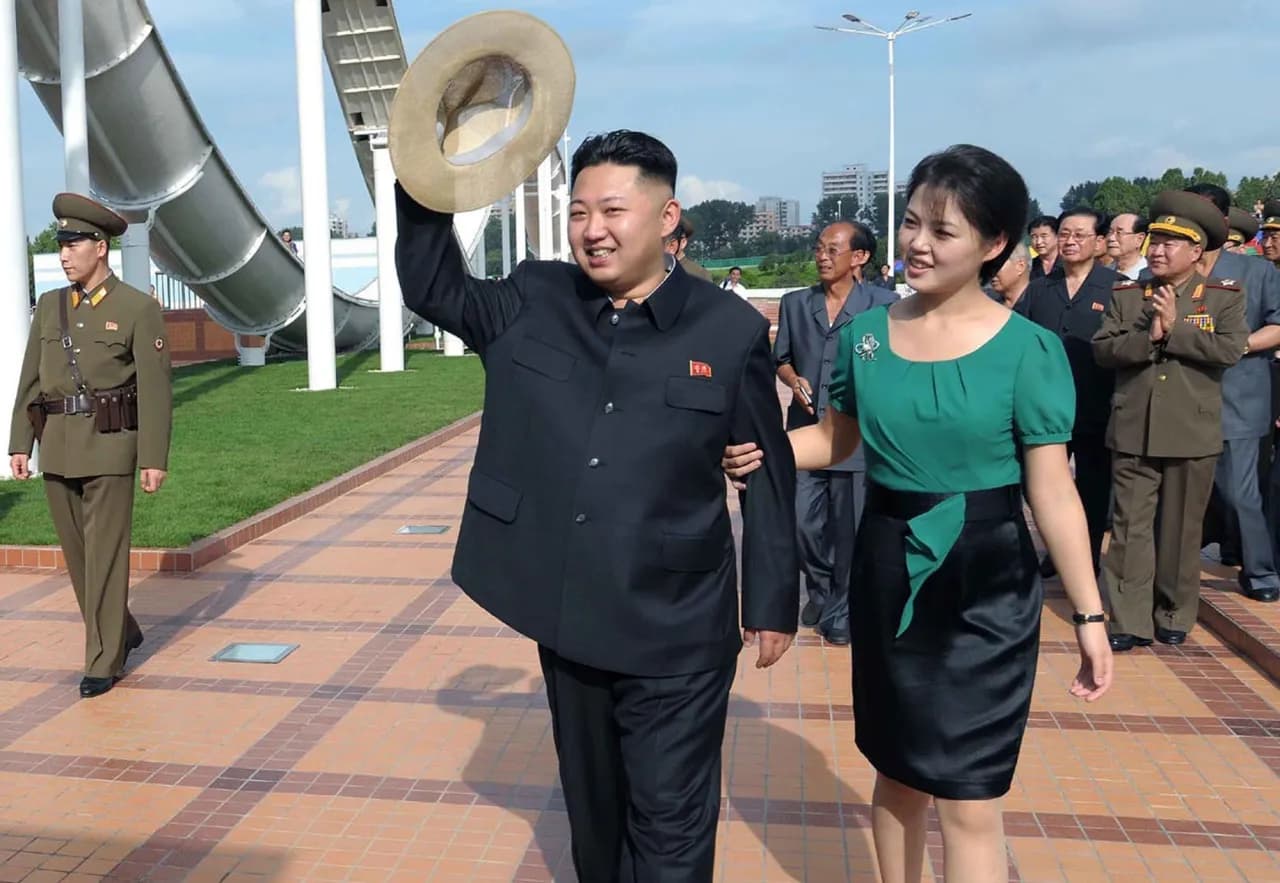Żona Kim Dzong Una: Tajemnice i kontrowersje Ri Sol-ju w Korei Północnej Żona Kim Dzong Una: Tajemnice i kontrowersje Ri Sol-ju w Korei Północnej