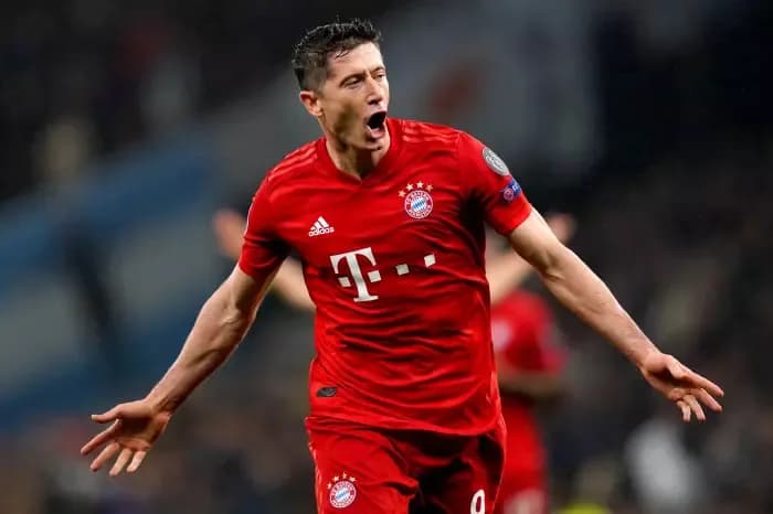 Ile lat ma Robert Lewandowski? Zaskakujące fakty o jego wieku i karierze Ile lat ma Robert Lewandowski? Zaskakujące fakty o jego wieku i karierze